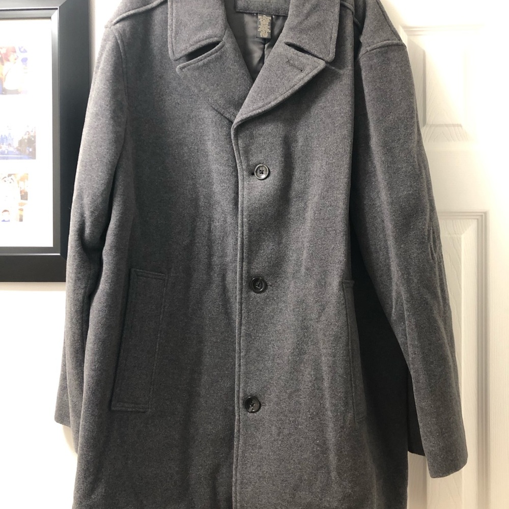 Banana Republic men’s pea coat.  Size XL